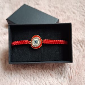 Aizsardzības aproce ar ļauno aci